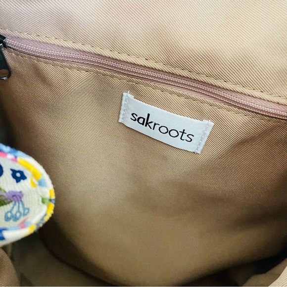 Sakroots Hermosa Canvas Folder Flap Backpack In Fox Otomi Forest Print main image 7